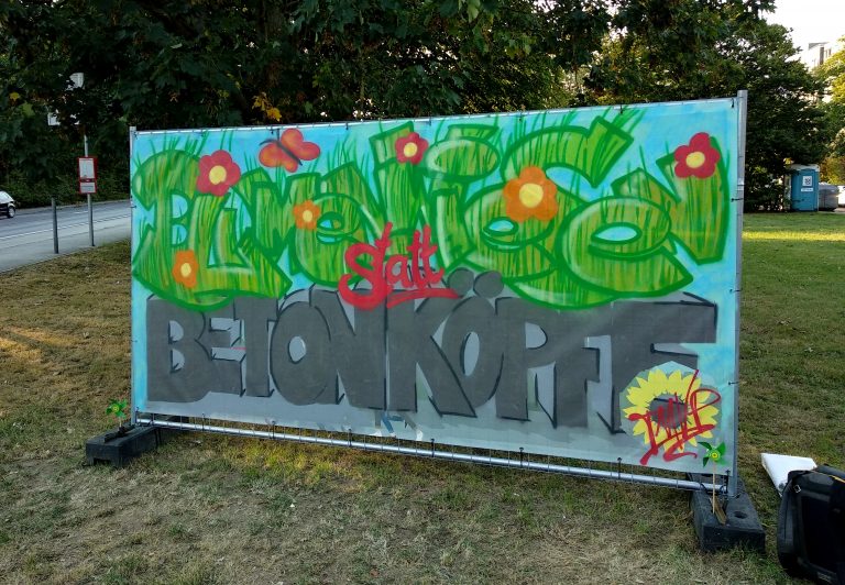 Blumenwiesen statt Betonköpfe